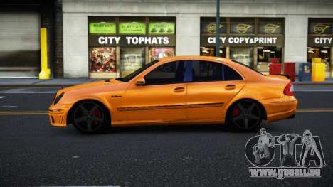 Mercedes-Benz E63 AMG Soclimome für GTA 4