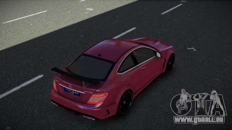 Mercedes-Benz C63 AMG Fijeco pour GTA 4