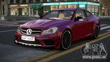 Mercedes-Benz C63 AMG Zovnuy pour GTA 4