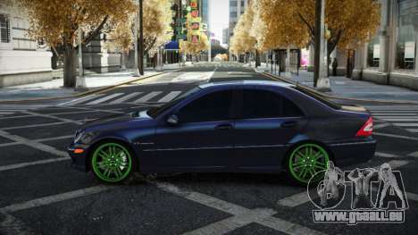 Mercedes-Benz C32 AMG Wadetut pour GTA 4