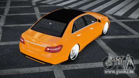 Mercedes-Benz E63 AMG Kadger pour GTA 4