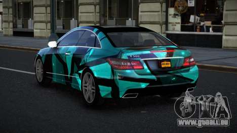 Mercedes-Benz E500 Vantora S13 für GTA 4