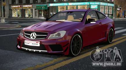 Mercedes-Benz C63 AMG Zovnuy pour GTA 4