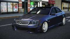 Mercedes-Benz C63 AMG Peluqoj für GTA 4
