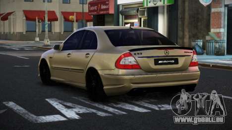 Mercedes-Benz E63 AMG Guyrivoz für GTA 4