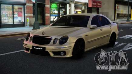 Mercedes-Benz E63 AMG Guyrivoz pour GTA 4