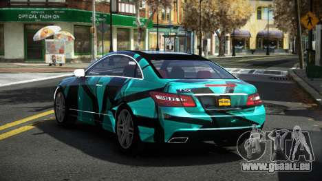 Mercedes-Benz E500 Stinre S13 für GTA 4
