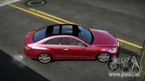 Mercedes-Benz E500 Stinre für GTA 4