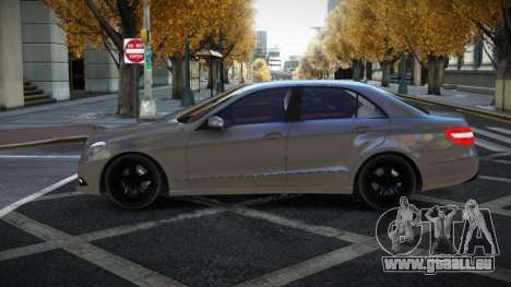 Mercedes-Benz E63 AMG Puyse pour GTA 4