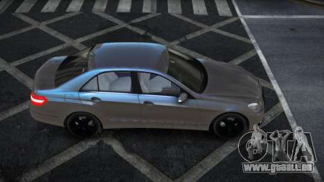 Mercedes-Benz E63 AMG Puyse pour GTA 4