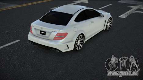 Mercedes-Benz C63 AMG Dipakolad pour GTA 4