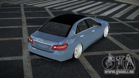 Mercedes-Benz E63 AMG Oyep pour GTA 4