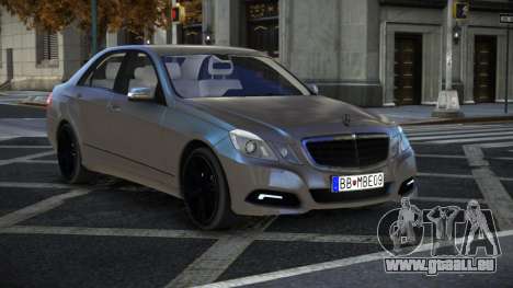 Mercedes-Benz E63 AMG Puyse pour GTA 4