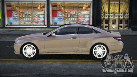 Mercedes-Benz E500 Hedunokiy pour GTA 4