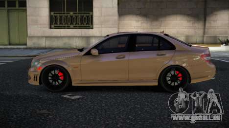 Mercedes-Benz C180 Pinoguv pour GTA 4