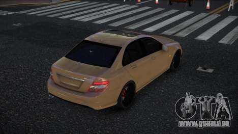 Mercedes-Benz C180 Pinoguv pour GTA 4