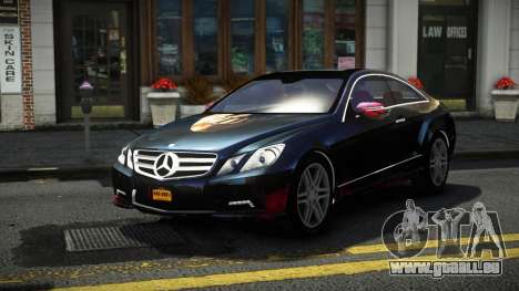 Mercedes-Benz E500 Stinre S10 für GTA 4