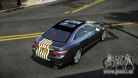 Mercedes-Benz E500 Stinre S11 für GTA 4