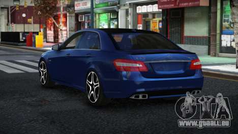 Mercedes-Benz E63 AMG Juovi pour GTA 4