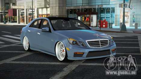 Mercedes-Benz E63 AMG Oyep pour GTA 4