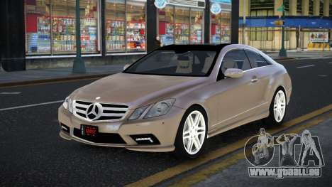 Mercedes-Benz E500 Hedunokiy pour GTA 4