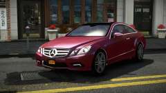 Mercedes-Benz E500 Stinre für GTA 4